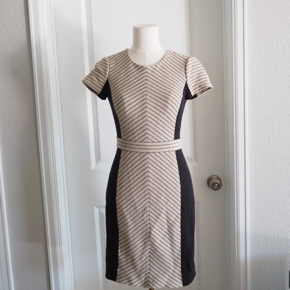 J Crew Black and Cream Chevron Panel Patterned Preppy Fitted Midi Dress Size 000 - Picture 1 of 16